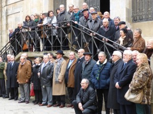 Los socios del Club Taurino de Pamplona en los Carmelitas Descalzos después de la tradicional misa.