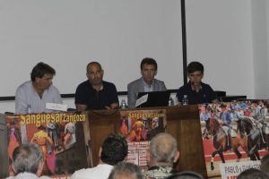 De izda. a dcha., Juan Luis Ruiz, Santiago Guallar, Pablo Hermoso de Mendoza y su hijo Guillermo.